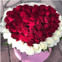 Hat box with flowers 'Love always'