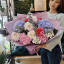 Bouquet of Hydrangea, Matthiola and Roses