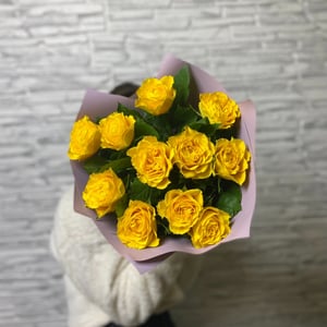 Ramo de rosas amarillas