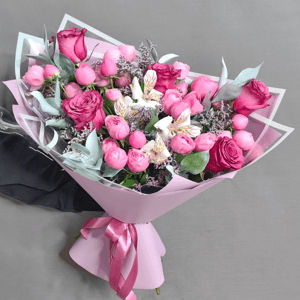 Bouquet with roses and alstomerias