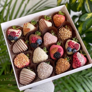 Fresas cubiertas de chocolate 16 piezas