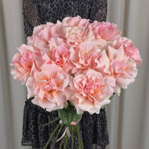 Bouquet de 11 roses françaises roses