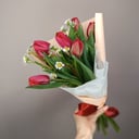 Ramo '7 tulipanes y margaritas'