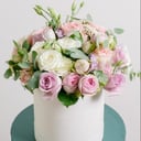 Hat box with flowers 'Marshmallow box'