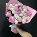 Bouquet of 25 peonies