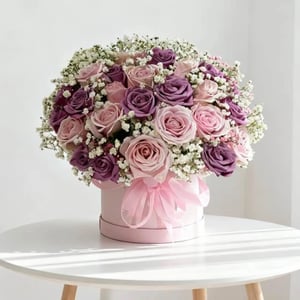 Hat box with flowers 'Paradise Garden'