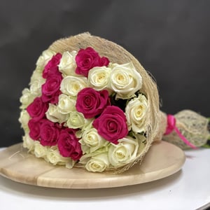 Bouquet of 29 mix roses