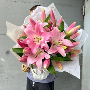 Pink Lily Bouquet